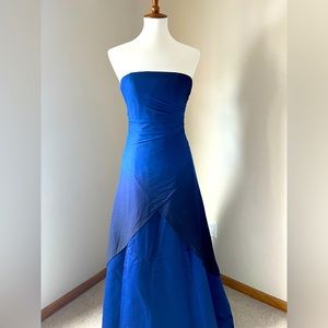 Size 5/6 blue strapless prom dress